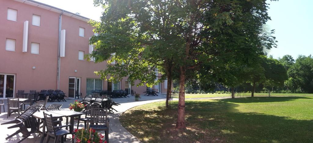 Hotel Vallee Bleue Montalieu-Vercieu Exterior photo